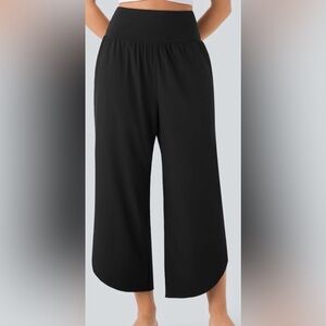 HALARA Black Cropped Wide-Leg Pants